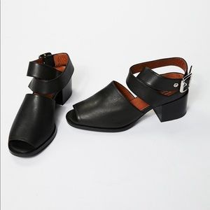 ‼️SOLD‼️ Jeffrey Campbell x Free People